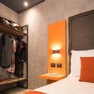 4* Szálloda J24